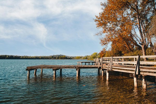 Designing Personalized Workout Plans: A UK Physiotherapist's Guide to Managing Chronic Pain